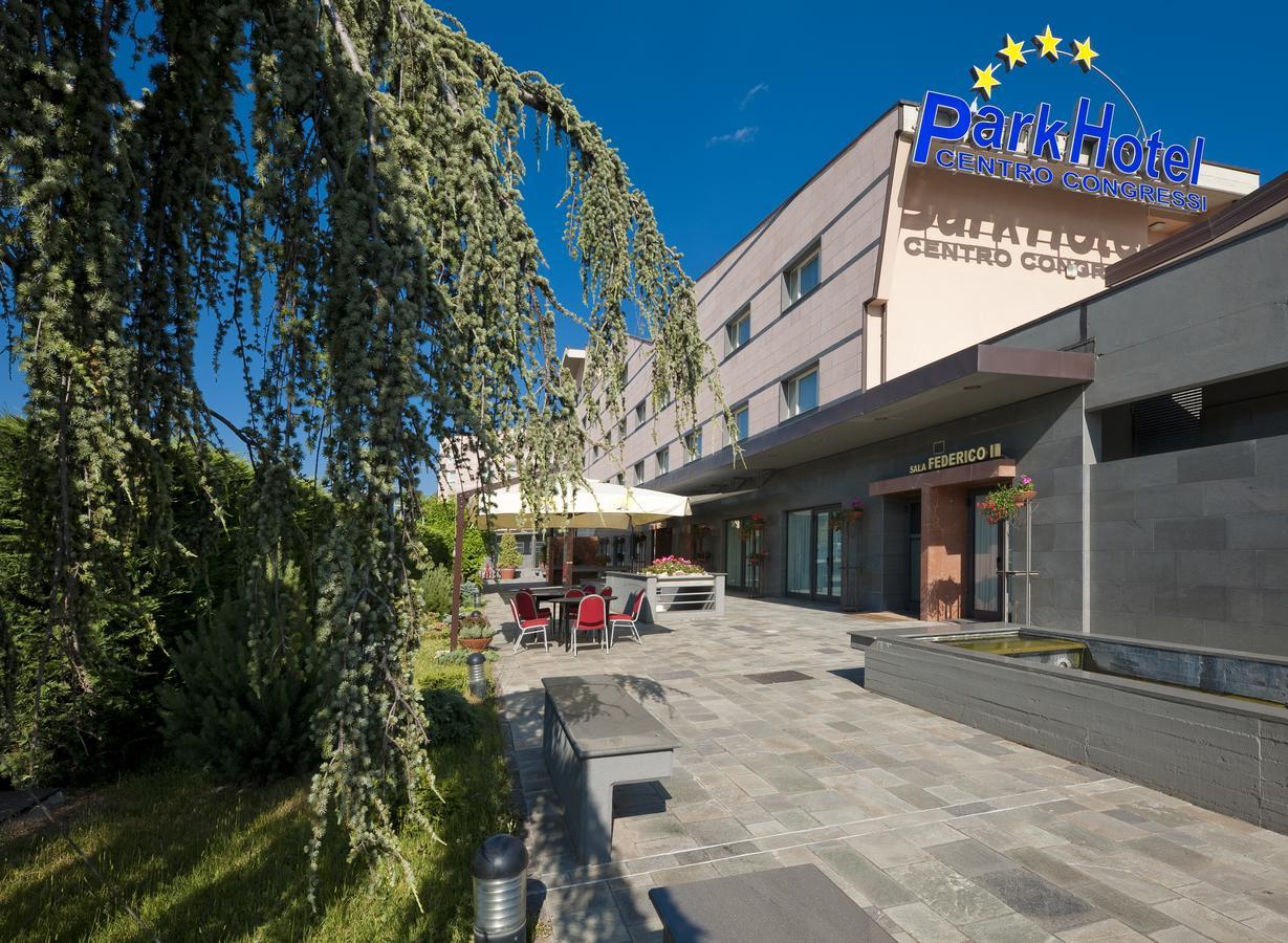 Park Hotel Centro Congressi Potenza Bagian luar foto