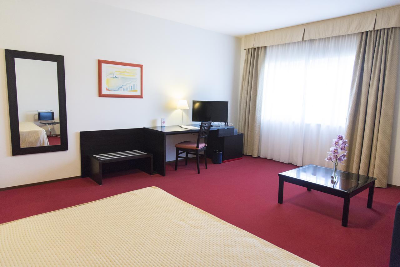 Park Hotel Centro Congressi Potenza Bagian luar foto